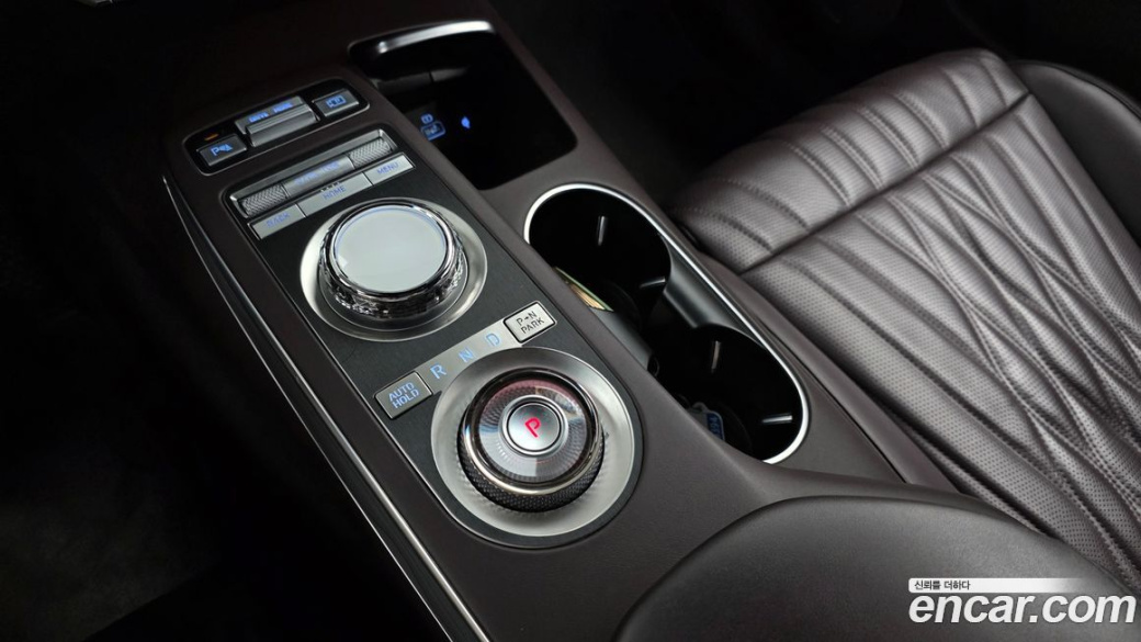 Genesis GV70 2.5T Gasoline 2WD, 2021