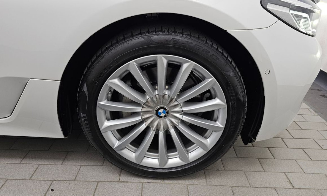 BMW Gran Turismo 620d Luxury, 2024