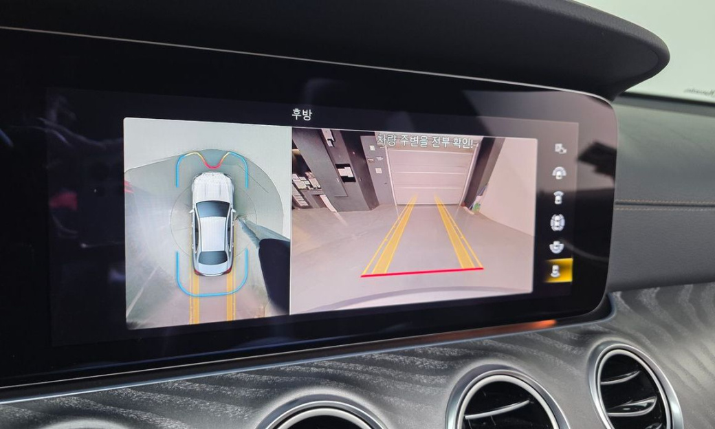 Mercedes-Benz E-Class E350 4MATIC Avantgarde, 2022