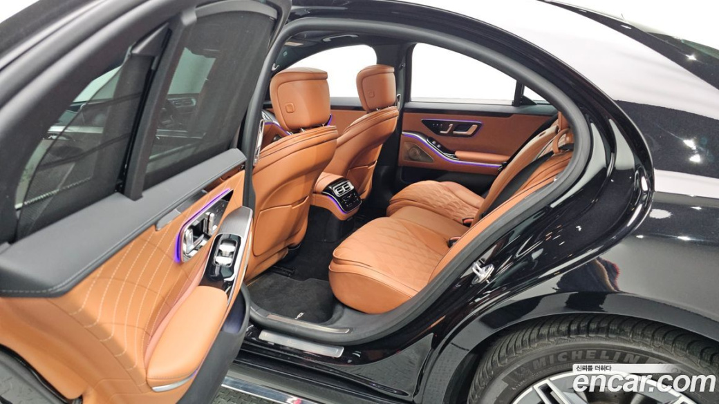 Mercedes-Benz S-Class S400 d 4MATIC, 2023