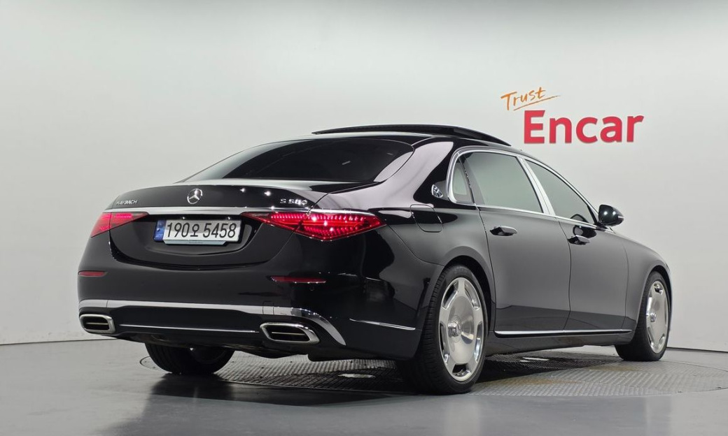 Mercedes-Benz S-Class Maybach S580 4MATIC, 2024