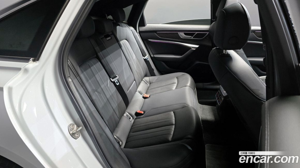 Audi A6 40 TDI Premium, 2023
