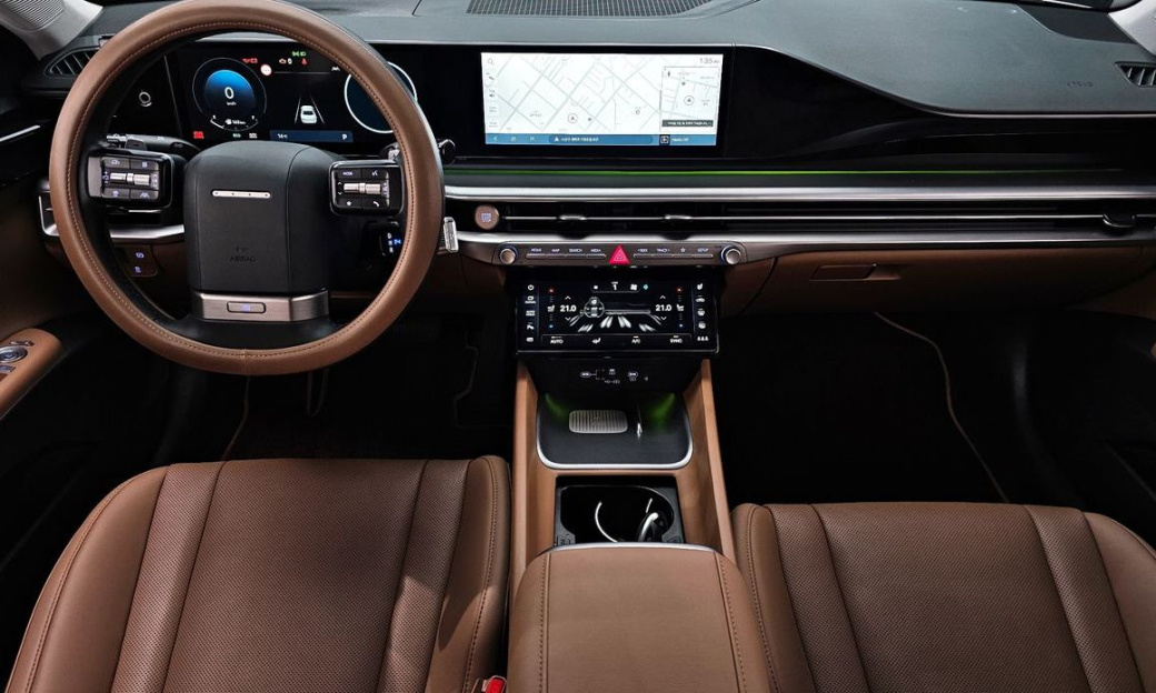Hyundai Grandeur 2,5 Gasoline 2WD, 2024