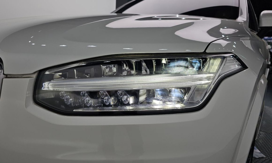 Volvo XC90 B6 Ultimate Bright, 2024