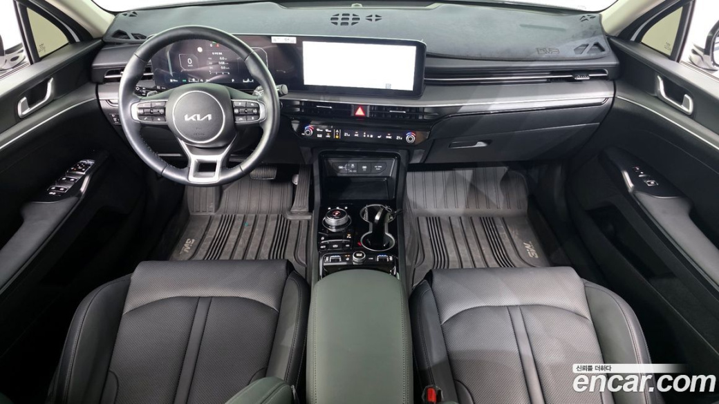 Kia K5 2.0, 2025