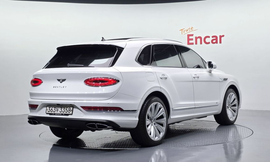 Bentley Bentayga 4.0 V8, 2022