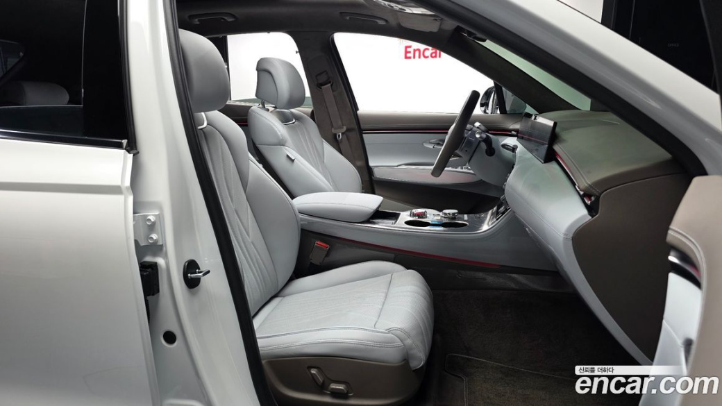 Genesis GV70 2.5T Gasoline 2WD, 2025