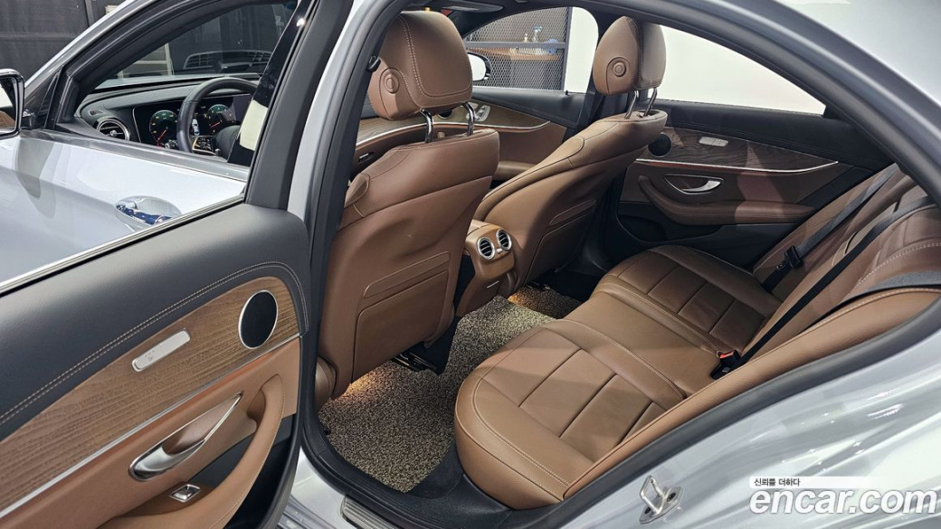 Mercedes-Benz E-Class E250 Exclusive, 2022