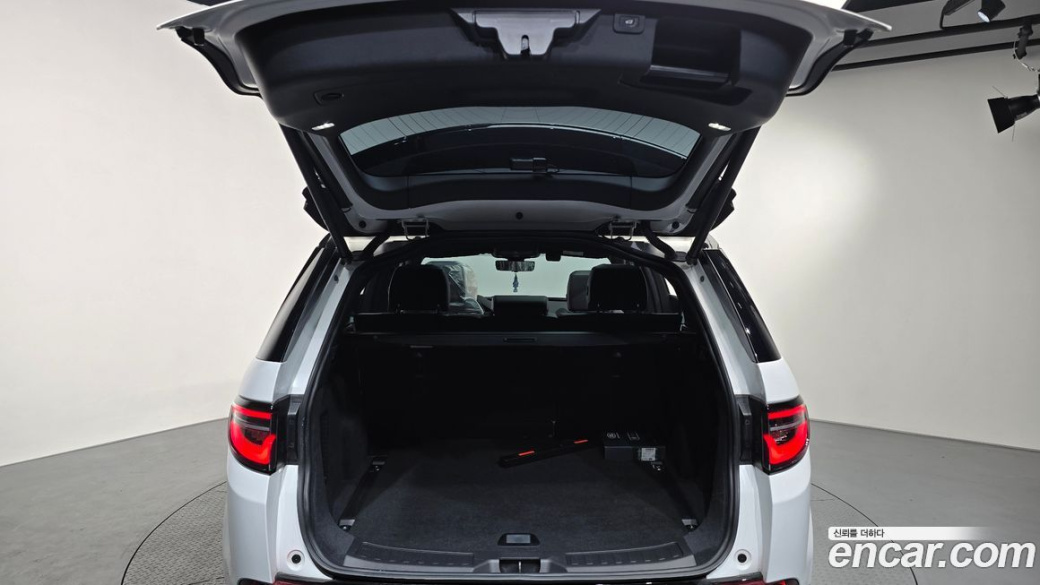 Land Rover Discovery Sport P250 Dynamic SE, 2025