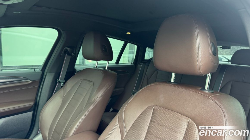 BMW X4 xDrive20i M Sports Pro, 2023