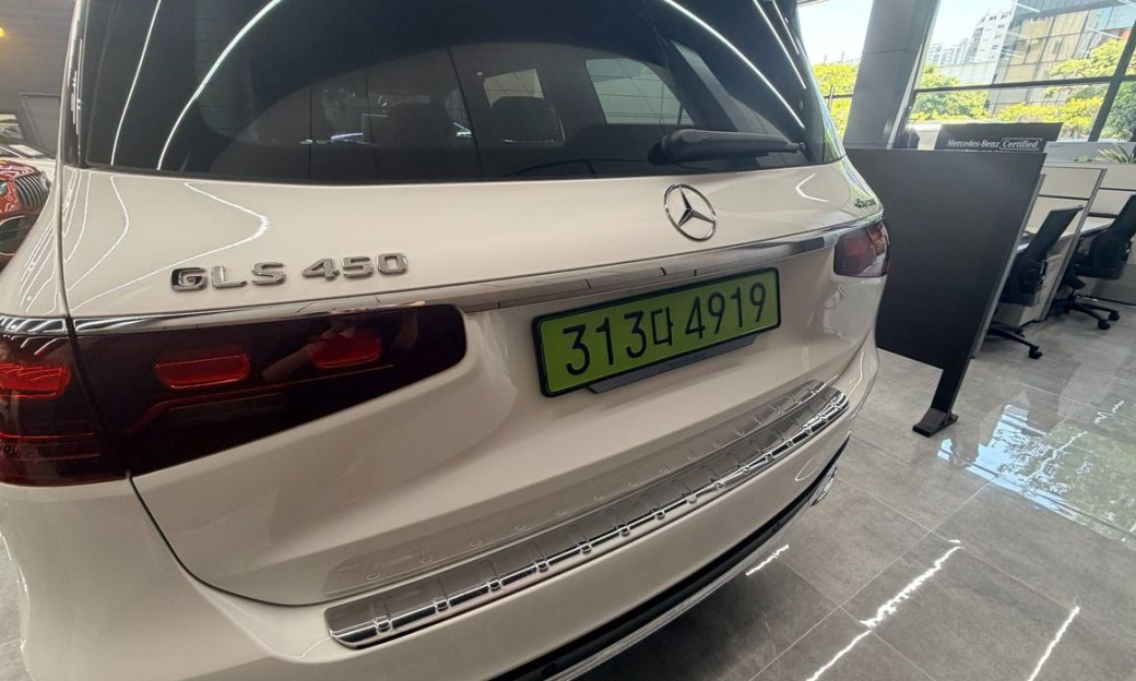 Mercedes-Benz GLS-Class GLS450 4MATIC, 2025