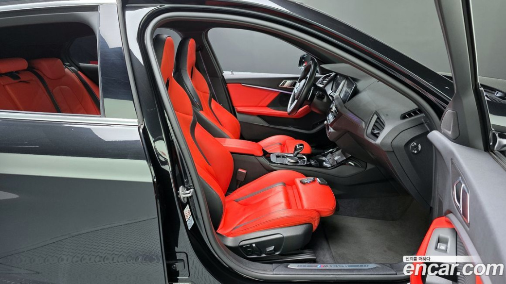BMW 1-Series M135i xDrive, 2022