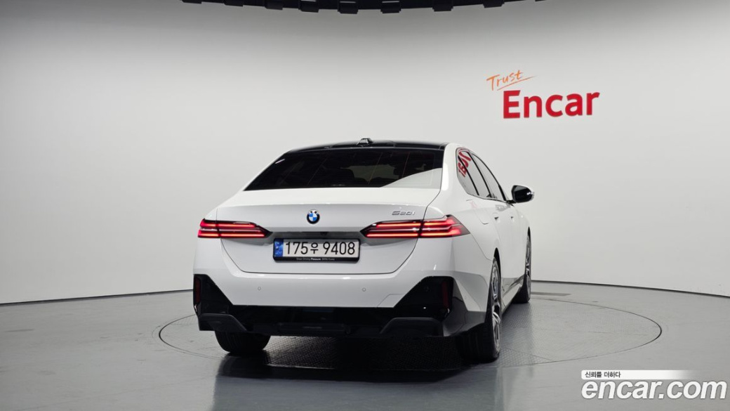 BMW 5-Series 520i M Sport, 2024