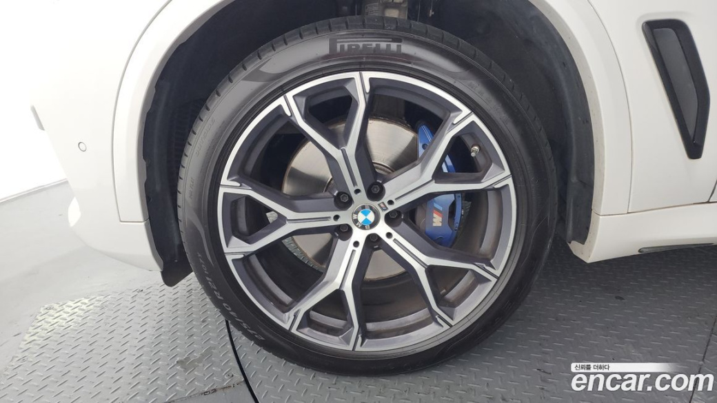 BMW X5 xDrive 30d M Sport, 2022