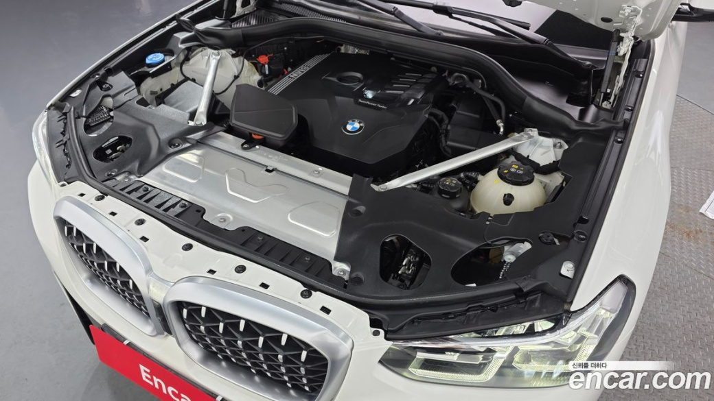 BMW X4 xDrive20i M Sport, 2023