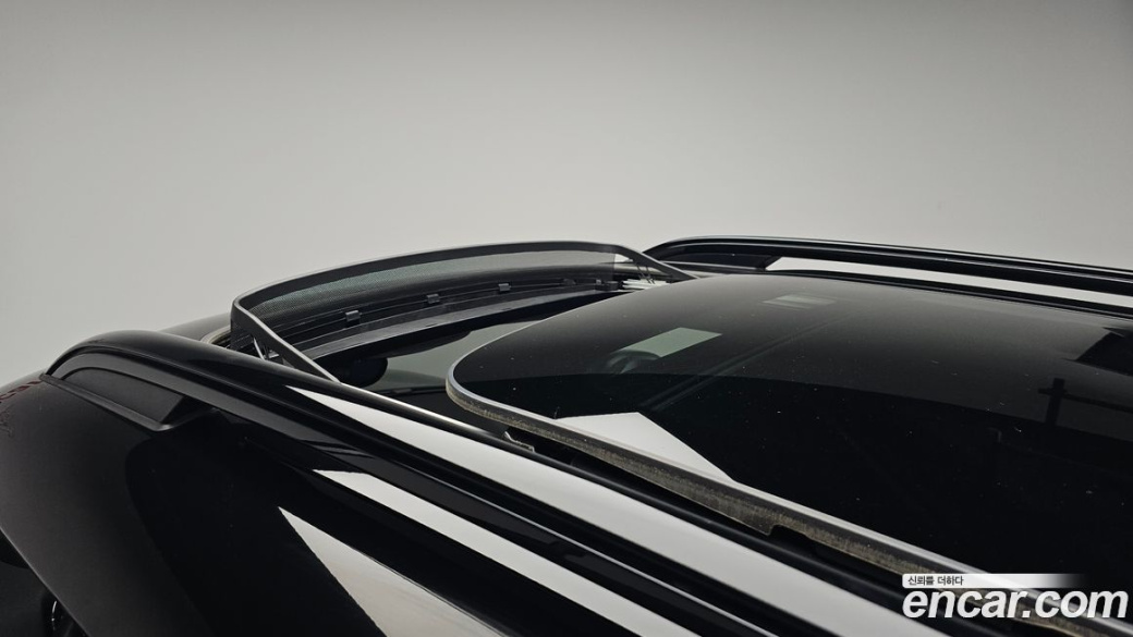 Mini Countryman ALL4 Classic Launch Pack, 2023