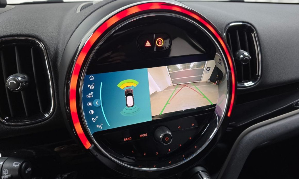 Mini Countryman Classic Plus Launch Pack, 2023