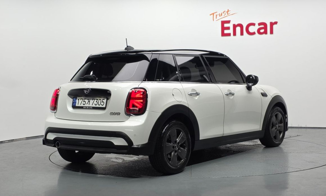 Mini Cooper 5Door Classic, 2023
