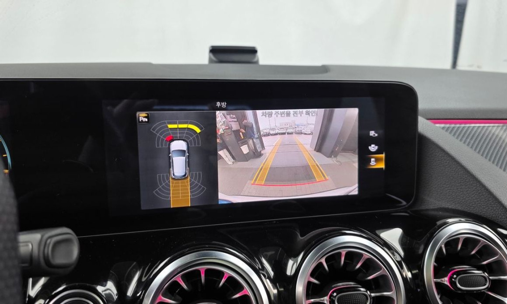 Mercedes-Benz GLA-Class GLA45 AMG 4MATIC+, 2022