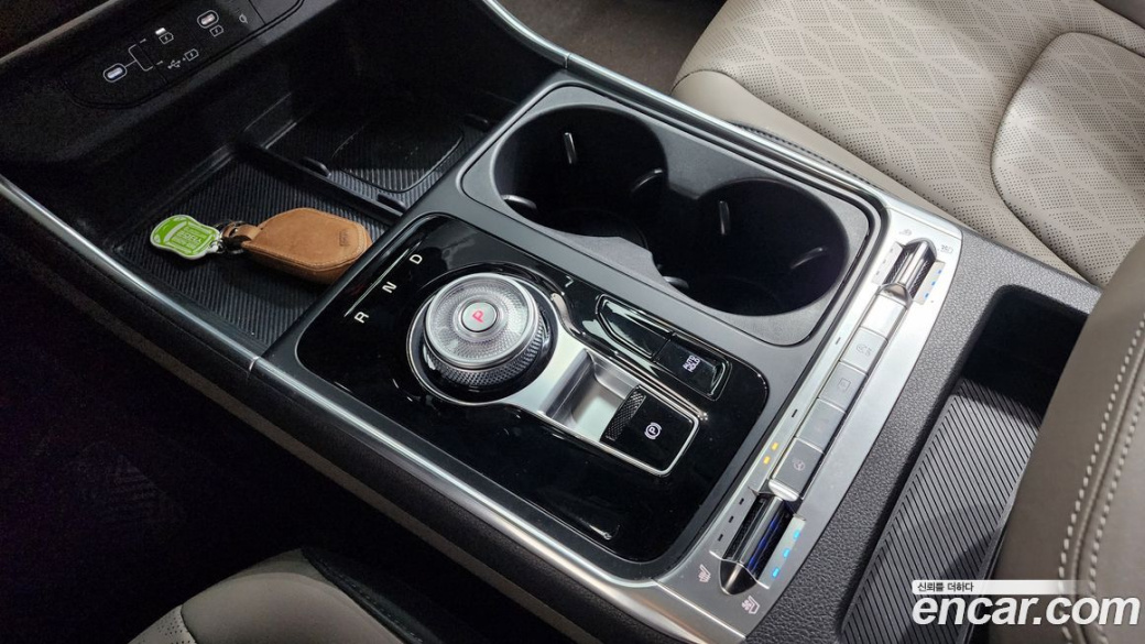 Kia Carnival 9-Seater Noblesse, 2025