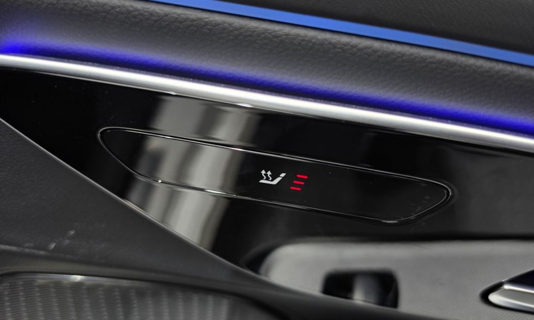 Mercedes-Benz E-Class E200 Avantgarde, 2025