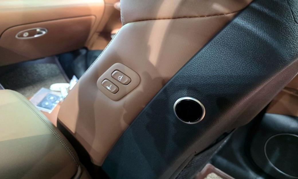 Genesis GV70 2.5T Gasoline AWD, 2025