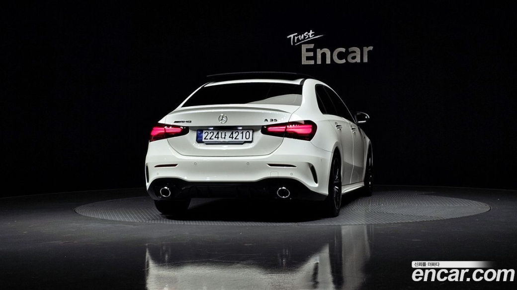 Mercedes-Benz A-Class AMG A35 4MATIC Sedan, 2024