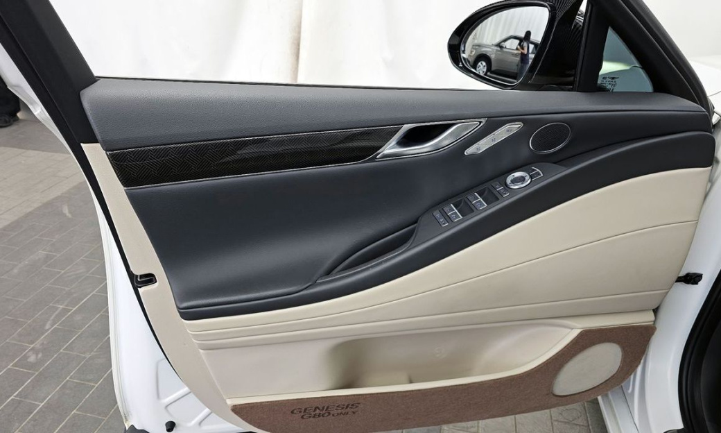 Genesis G80 Gasoline 2.5 Turbo AWD, 2022