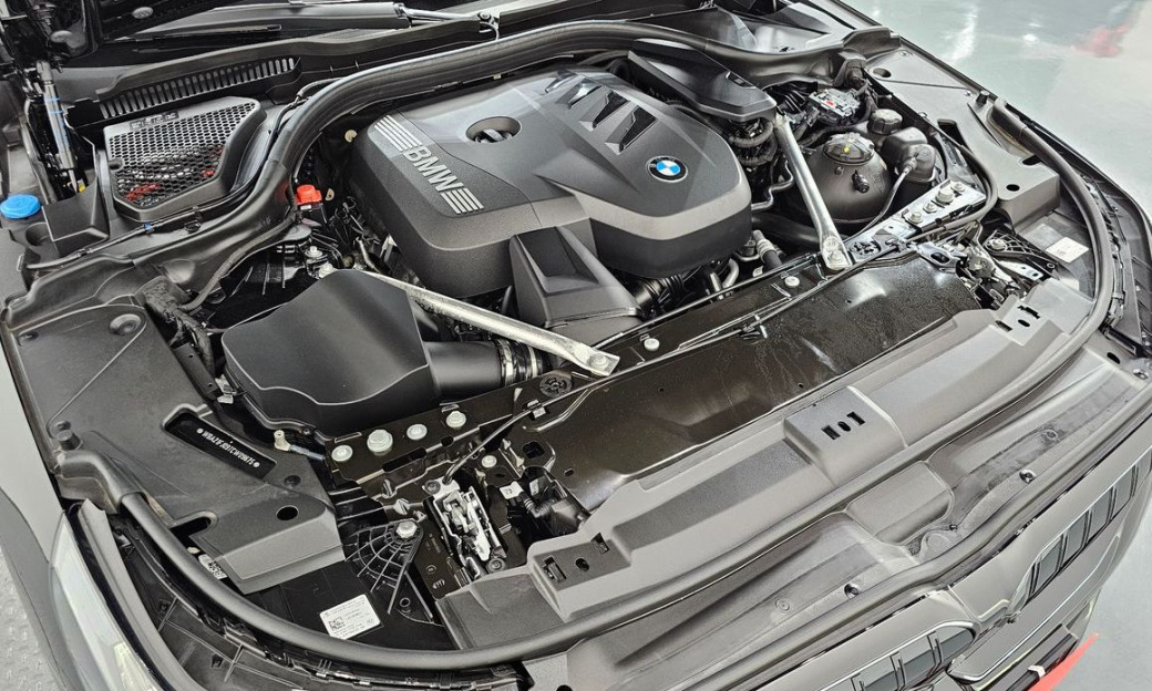 BMW 5-Series 520i Special Edition, 2026