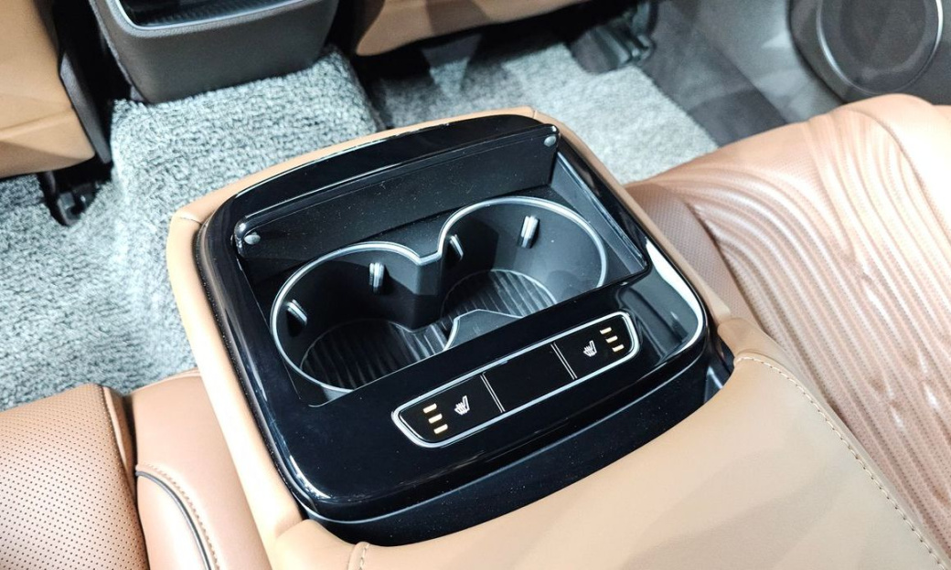Genesis G80 Gasoline 2.5 Turbo AWD, 2023