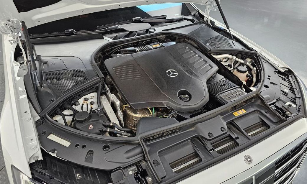 Mercedes-Benz S-Class S500L 4MATIC, 2024