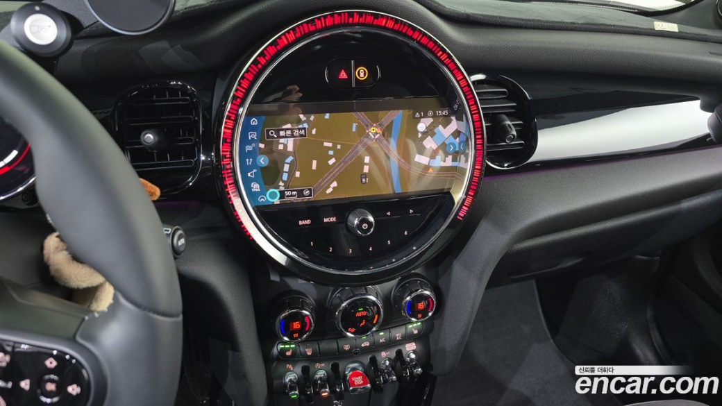Mini Cooper JCW, 2024