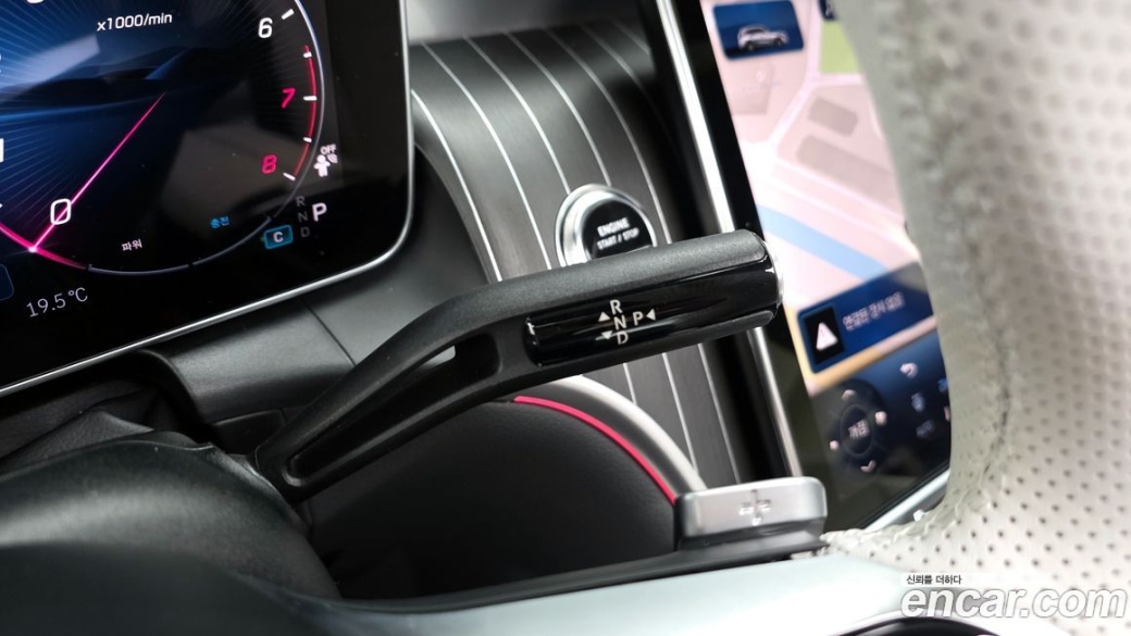 Mercedes-Benz GLC-Class GLC 300 4MATIC Avantgarde, 2025