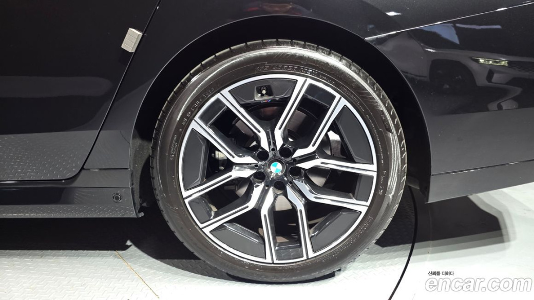 BMW 7-Series 740i xDrive M Sport, 2024