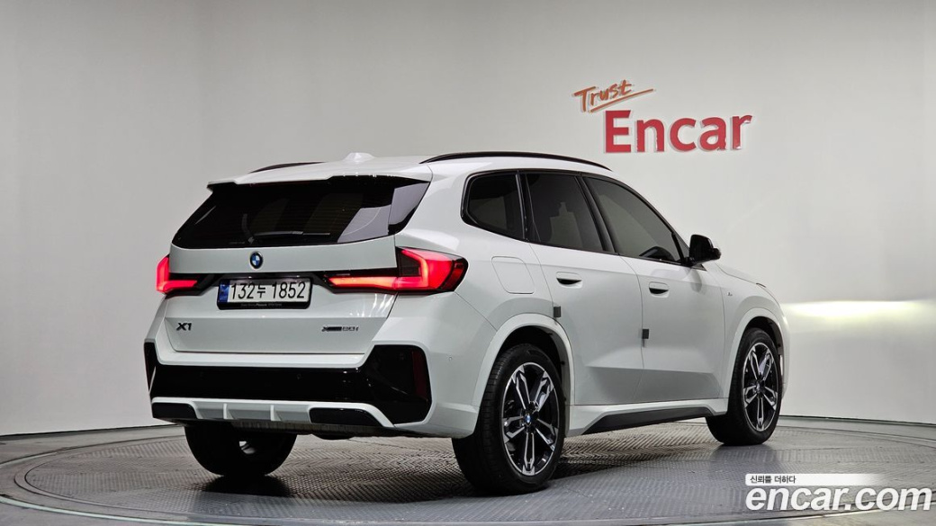 BMW X1 xDrive 20i M Sport, 2024
