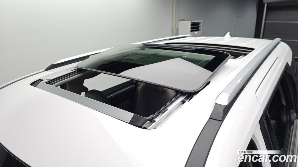 Kia Carnival 9-Seater Signature, 2025
