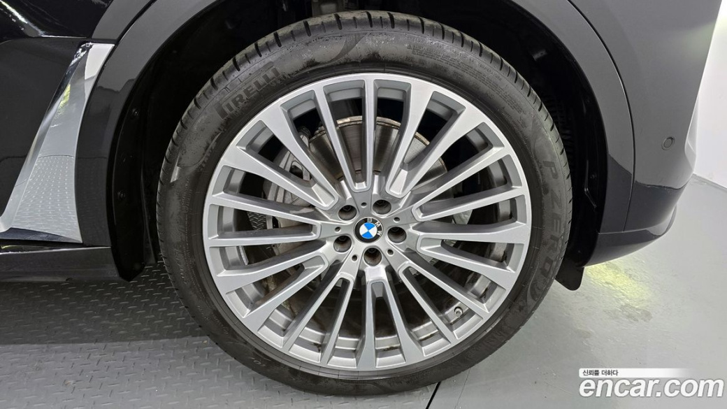 BMW X7 xDrive 40d Design Pure Excellence 6-Seater, 2024
