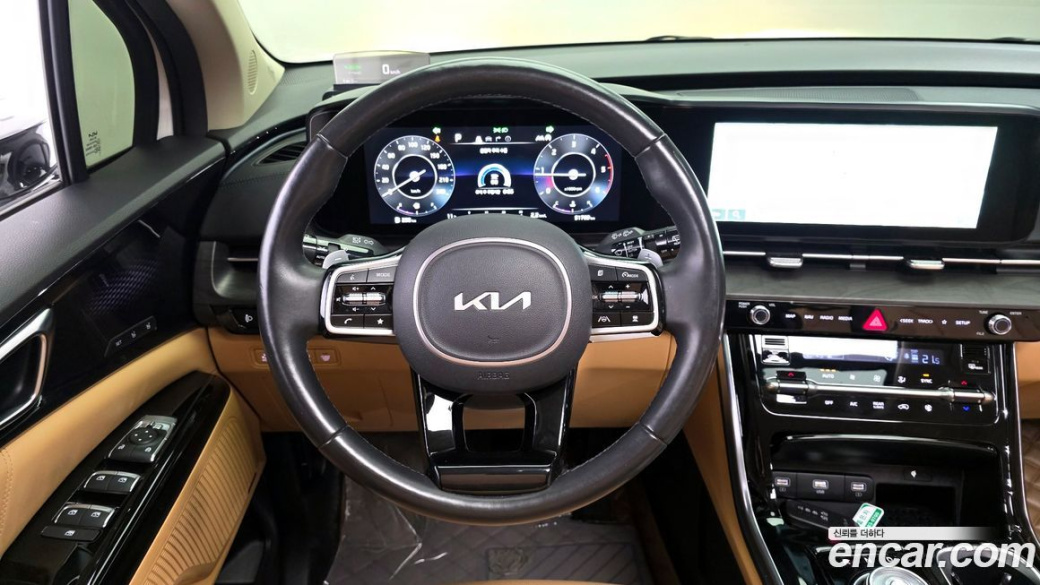 Kia Carnival 7-Seater Signature, 2022