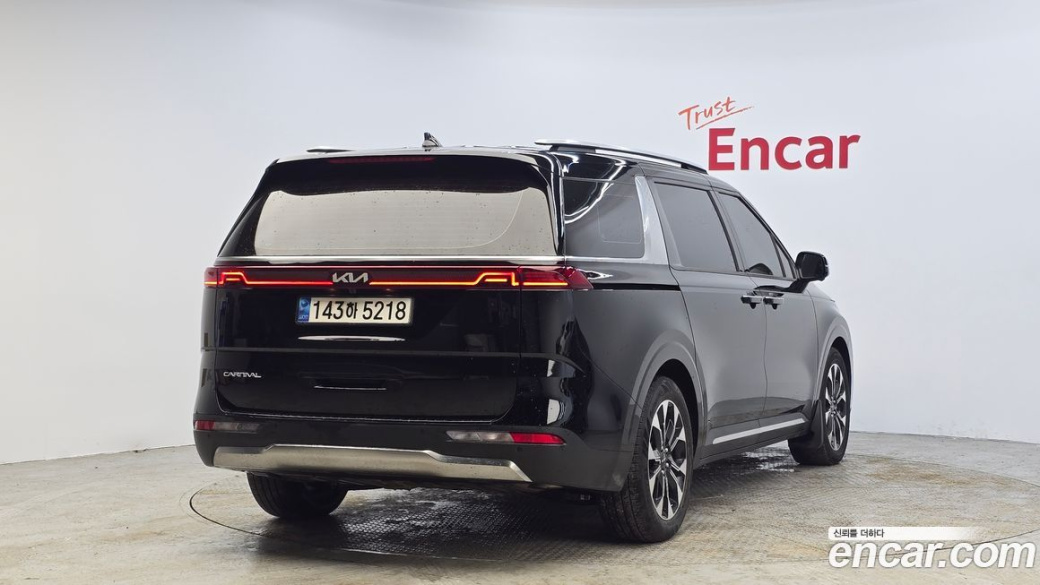 Kia Carnival 9-Seater Signature, 2023