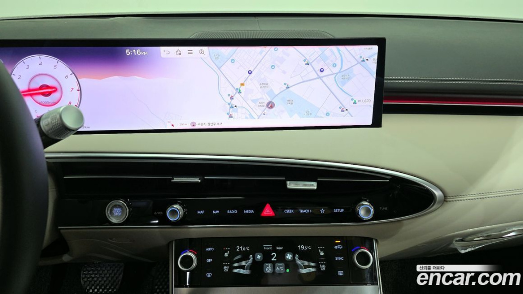Genesis GV70 2.5T Gasoline AWD, 2025