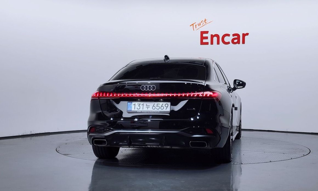 Audi A5 40 TFSI Quattro S Line, 2025