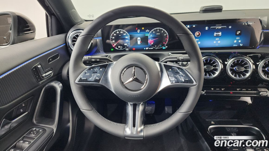 Mercedes-Benz A-Class A220 Hatchback, 2025