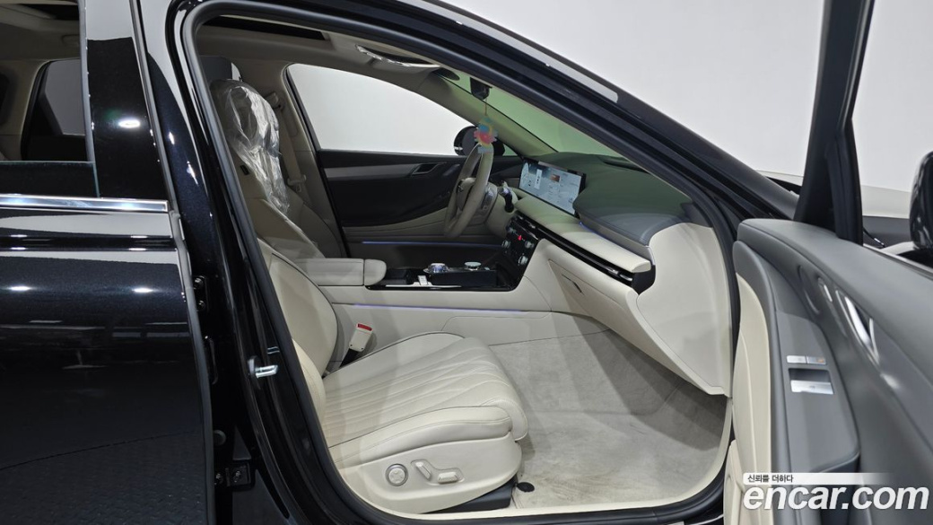 Genesis G80 Gasoline 2.5 Turbo AWD, 2025