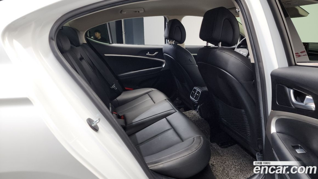 Genesis G70 Gasoline 2.0T 2WD, 2022