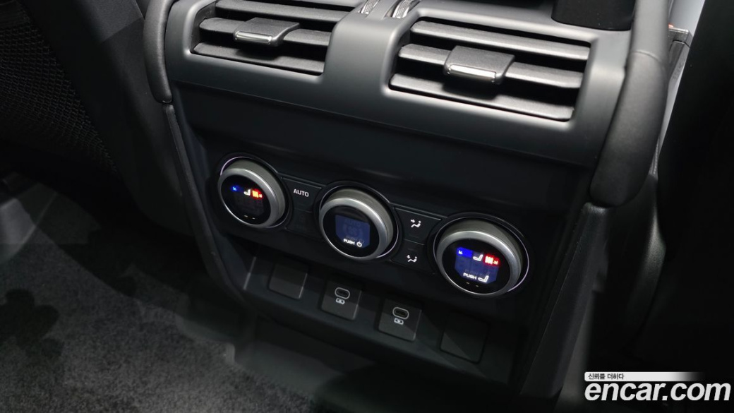 Land Rover Defender 130 P400 X-Dynamic HSE, 2025