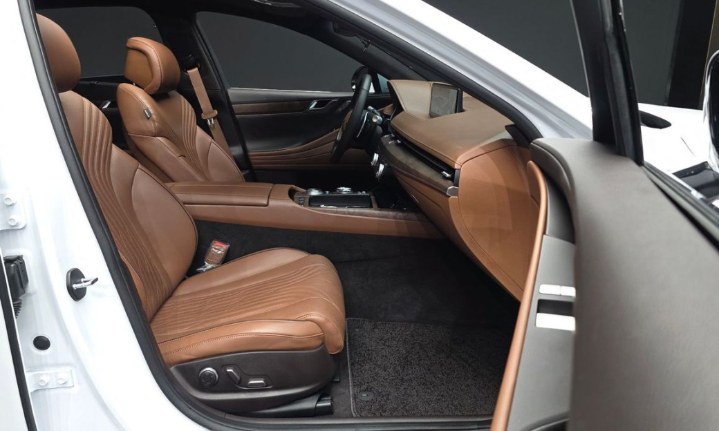 Genesis G80 Gasoline 2.5 Turbo AWD, 2023