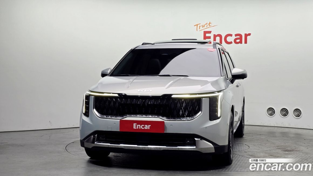 Kia Carnival 7-Seater Signature, 2024