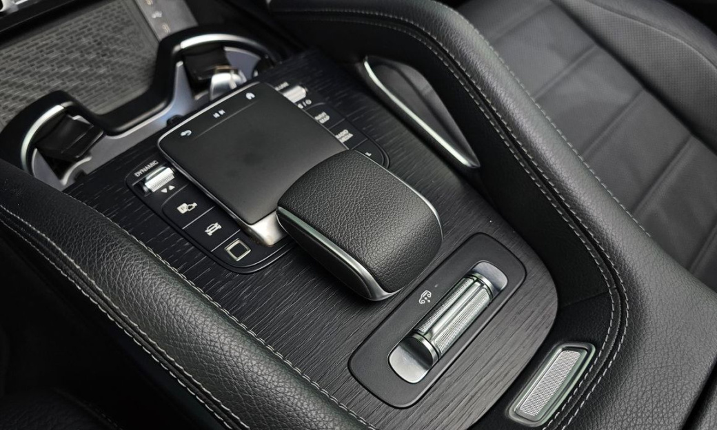 Mercedes-Benz GLE-Class GLE450 4MATIC, 2025