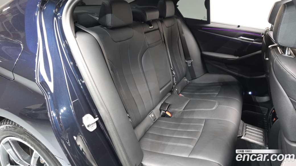 BMW 5-Series 520i M Sport, 2023
