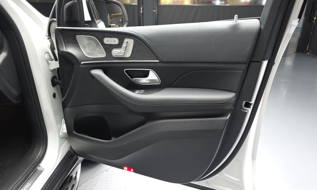 Mercedes-Benz GLS-Class GLS450 4MATIC, 2026